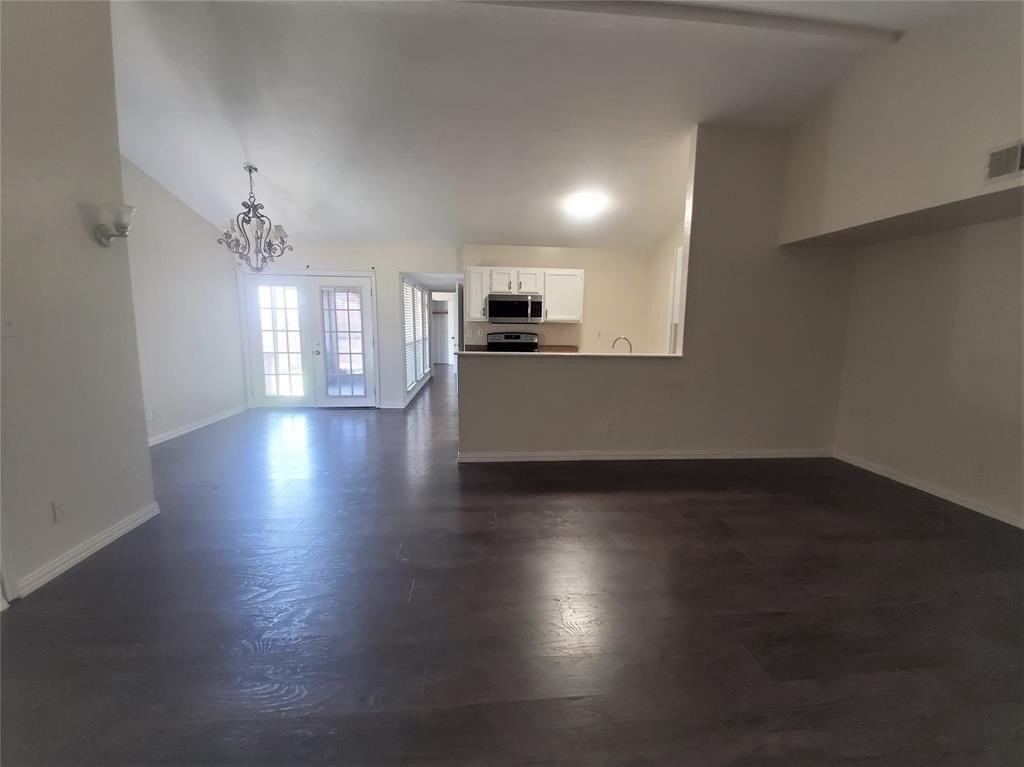 4527 Chapman St - Photo 2 of 12
