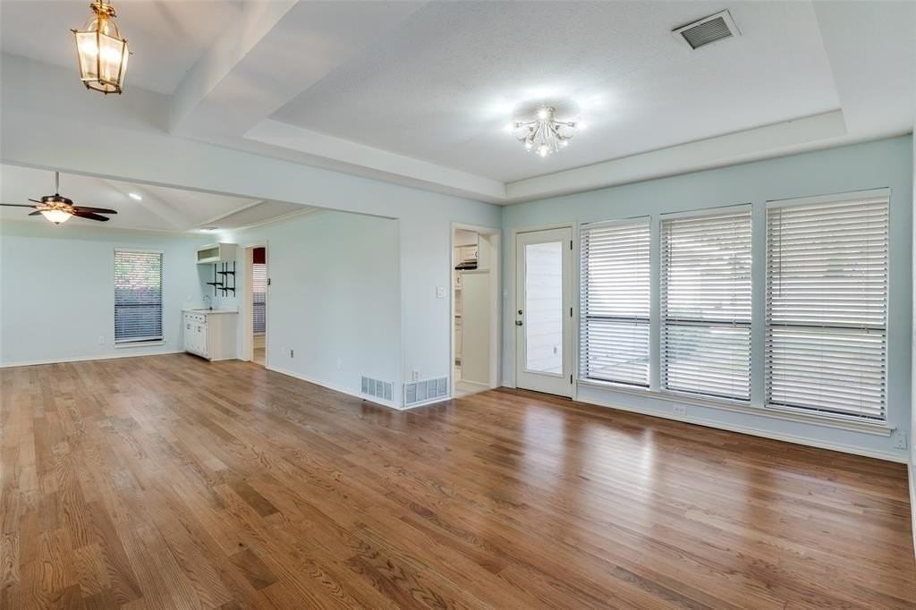4223 Lawngate Dr - Photo 3 of 25