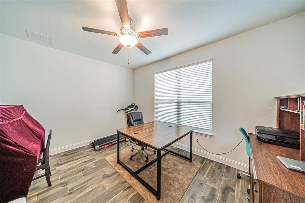 1190 Blazingstar Dr - Photo 4 of 15