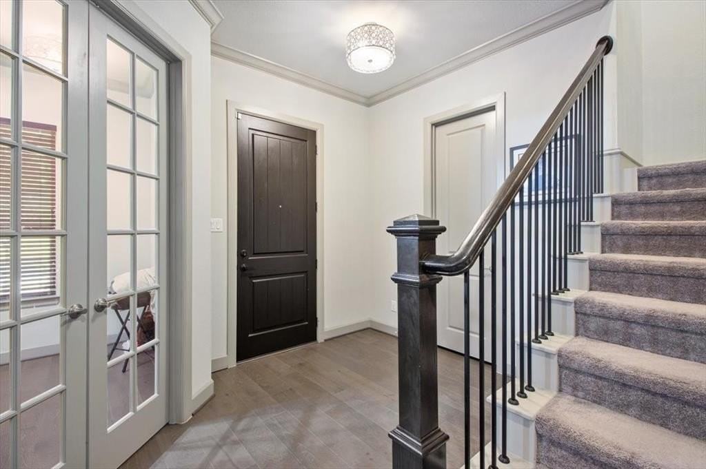 6304 Exeter Ave - Photo 4 of 28
