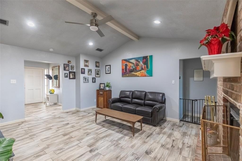 7941 Vita Ct - Photo 7 of 37