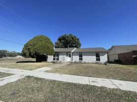 5201 Fisher Dr - Photo 1 of 1