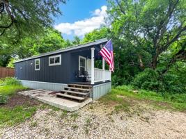 featured image of 761 Paxton Rd