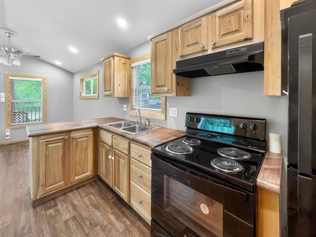 761 Paxton Rd - Photo 6 of 10