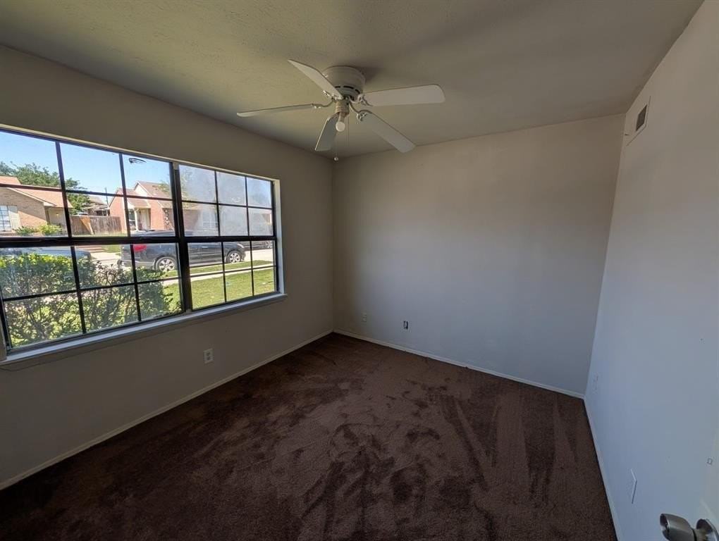 6053 Mcafee Dr - Photo 5 of 8