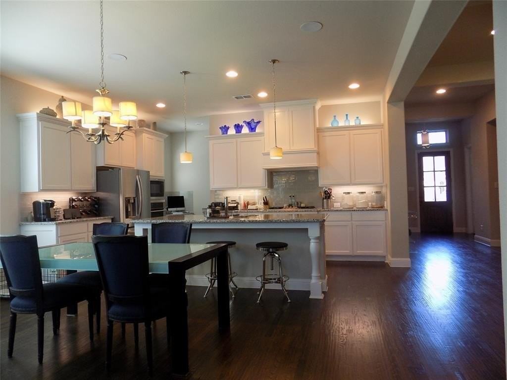 2440 Vaquero Ln - Photo 3 of 26