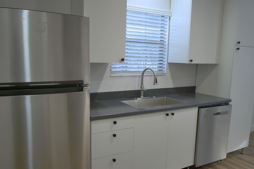 241 Brushy Creek Trl - Photo 4 of 17
