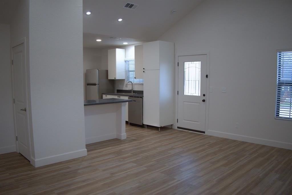 241 Brushy Creek Trl - Photo 6 of 17