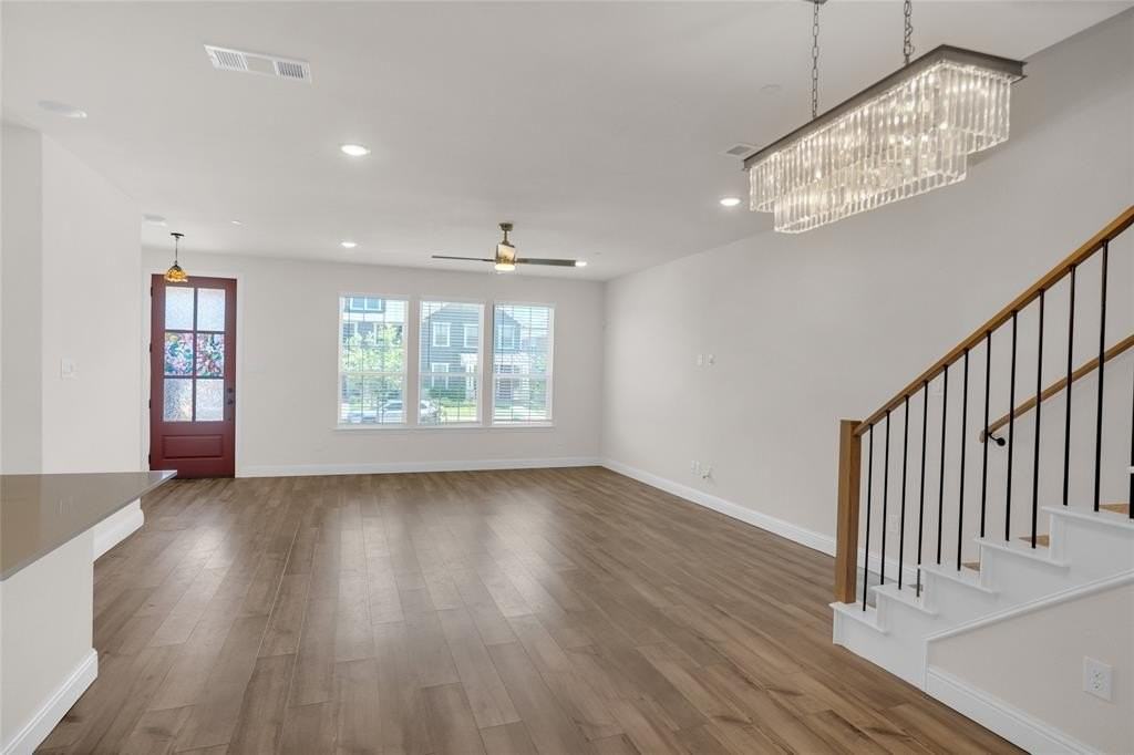 9053 Phoebe Rd - Photo 7 of 40