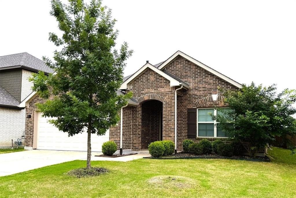 3004 Teak Dr - Photo 2 of 40