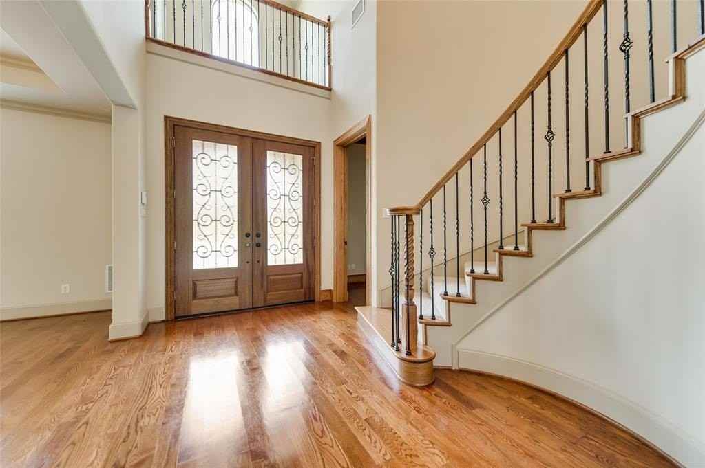 30 Kingsbury Trl - Photo 7 of 37