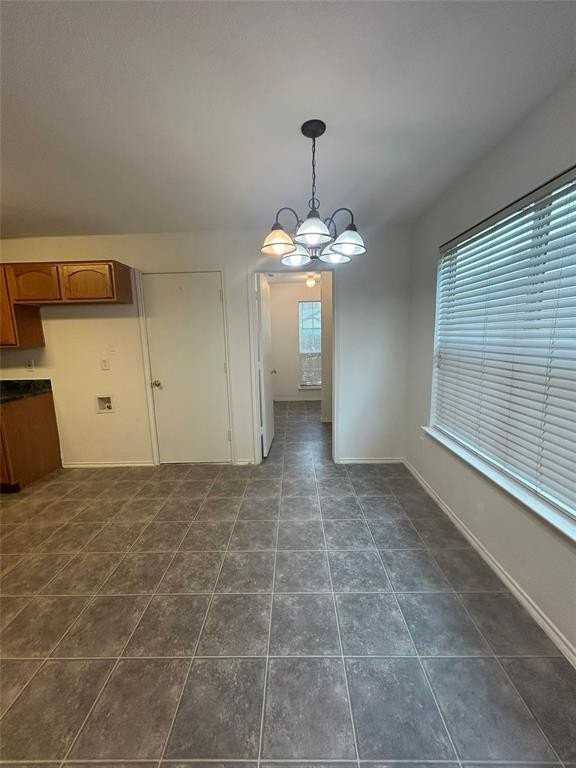 10745 Many Oaks Dr - Photo 4 of 18