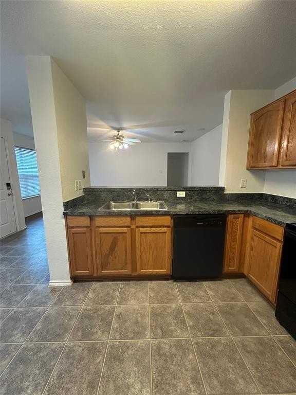 10745 Many Oaks Dr - Photo 6 of 18