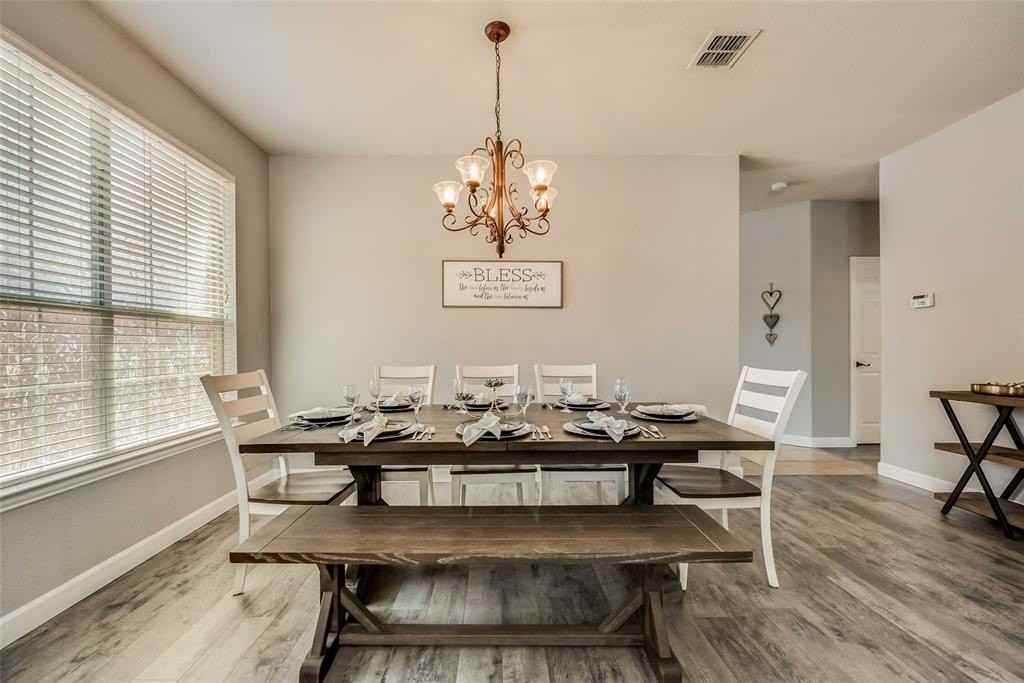 2925 Clear Creek Dr - Photo 4 of 17
