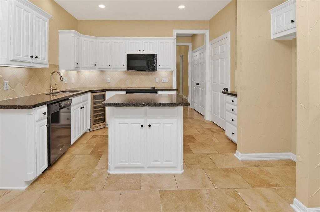 2122 Clear Lake Rd - Photo 3 of 31