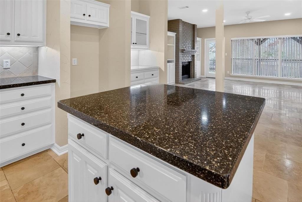 2122 Clear Lake Rd - Photo 5 of 31