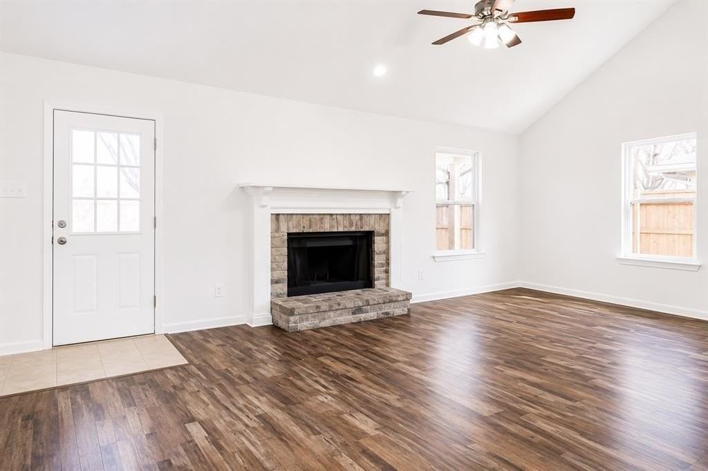 2811 Ravens Ct - Photo 4 of 15