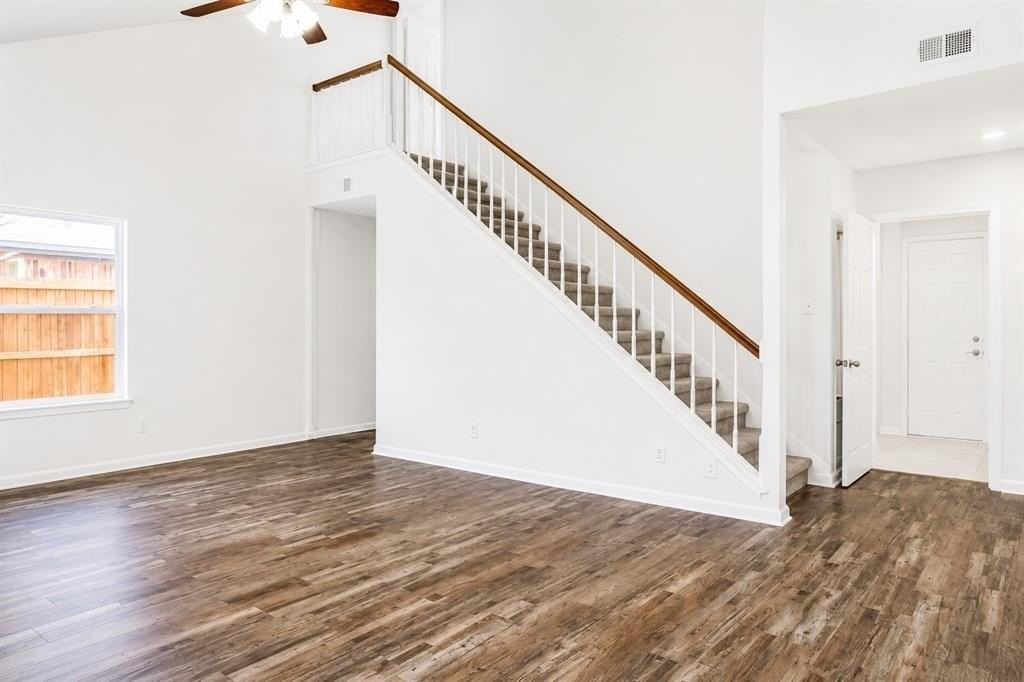 2811 Ravens Ct - Photo 5 of 15