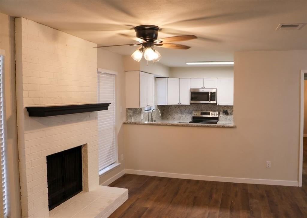 728 Cory St - Photo 3 of 16