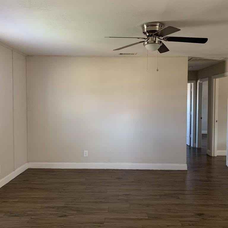 313 N Church St - Photo 7 of 11