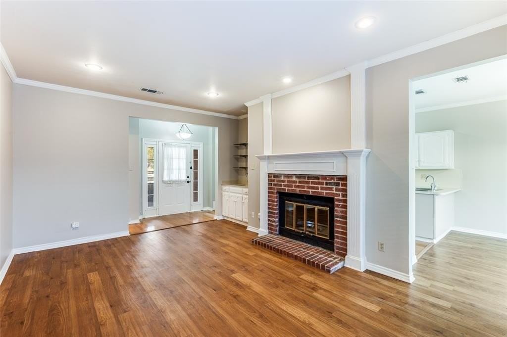 148 Cobblestone Row - Photo 7 of 37