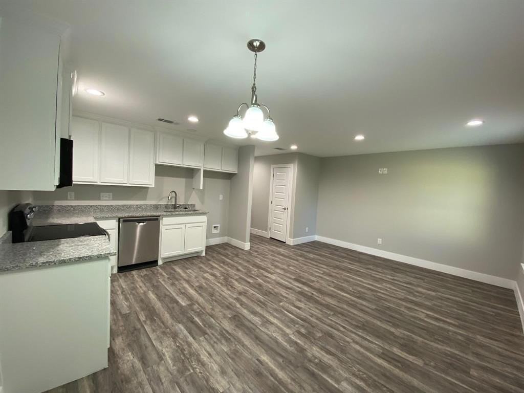 411 S Fannin Ave #411 - Photo 4 of 22