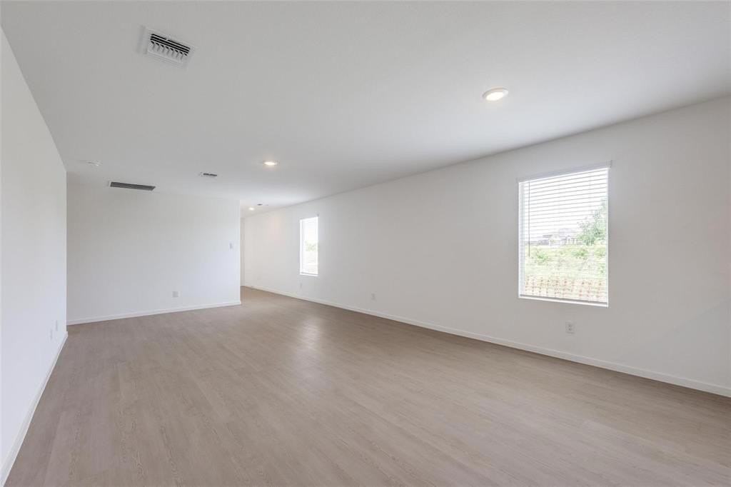 1301 Salton Ln - Photo 6 of 12