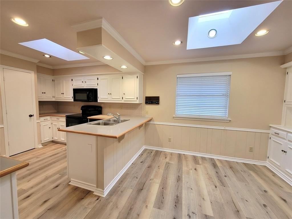 6821 Ledyard Dr - Photo 5 of 16