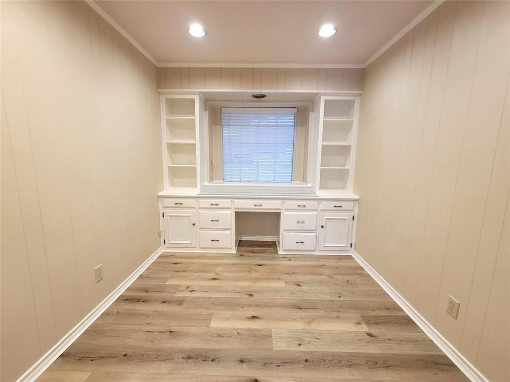 6821 Ledyard Dr - Photo 6 of 16