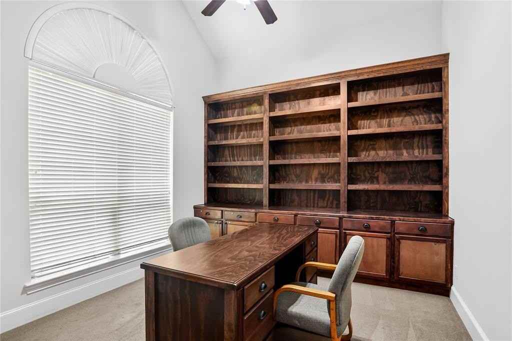 2346 Arezzo Ln - Photo 4 of 40