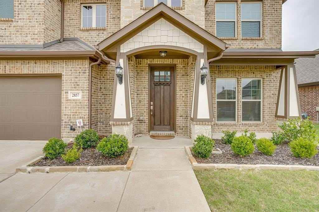2857 Greenridge Dr - Photo 2 of 38