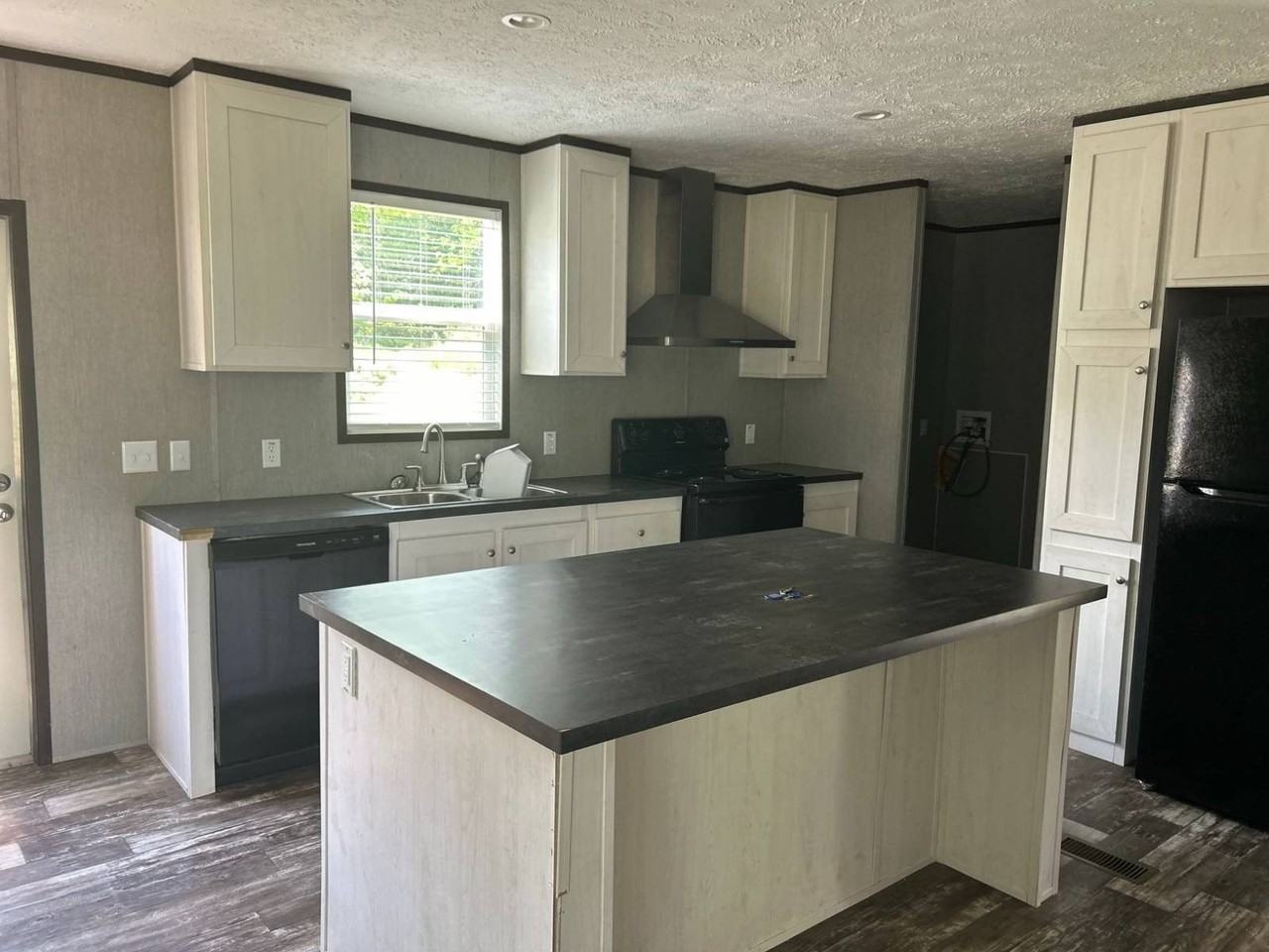 117 Autumn Ln #20 - Photo 3 of 21