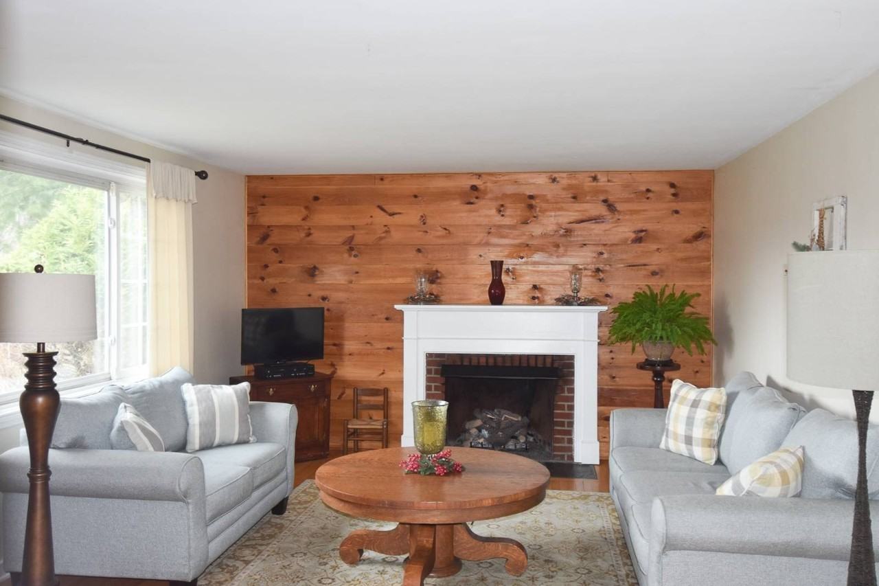 257 Spore Rd - Photo 5 of 29