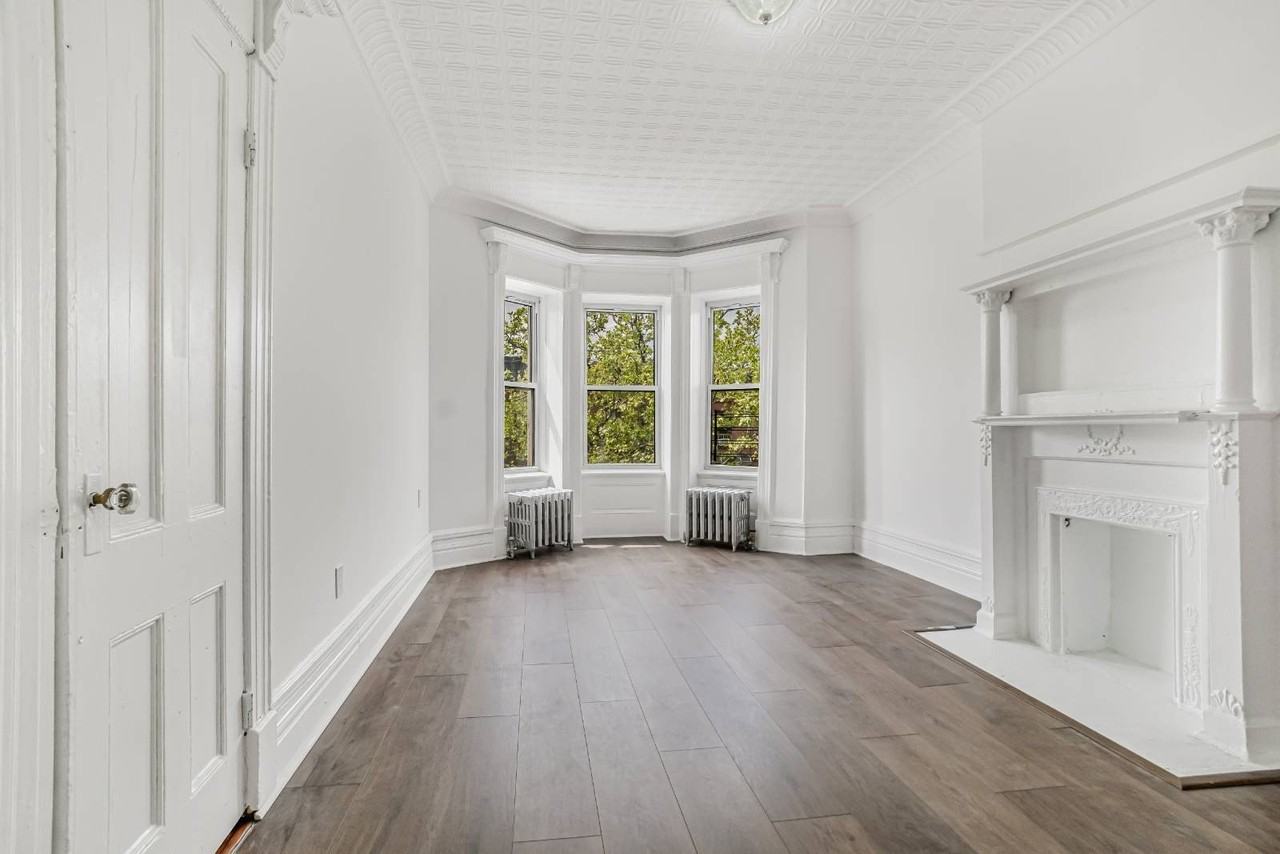 421 58th St #3 - Photo 3 of 15