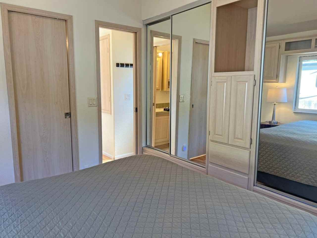 51 Midway Dr #13 - Photo 4 of 10