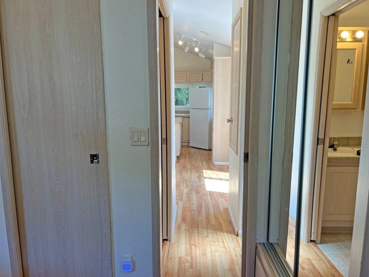51 Midway Dr #13 - Photo 6 of 10