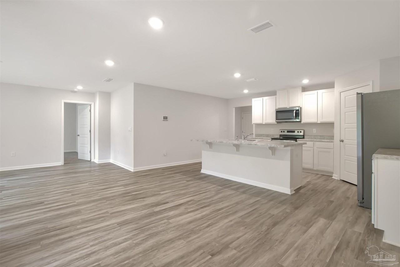 7748 Alydar Loop - Photo 2 of 24