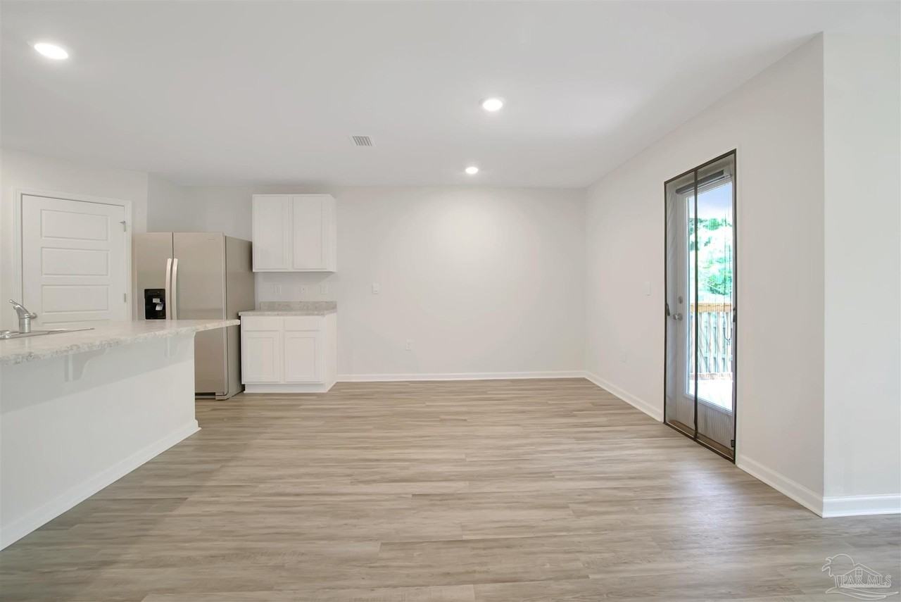 7748 Alydar Loop - Photo 4 of 24