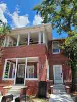 featured image of 504 N Spring St #B
