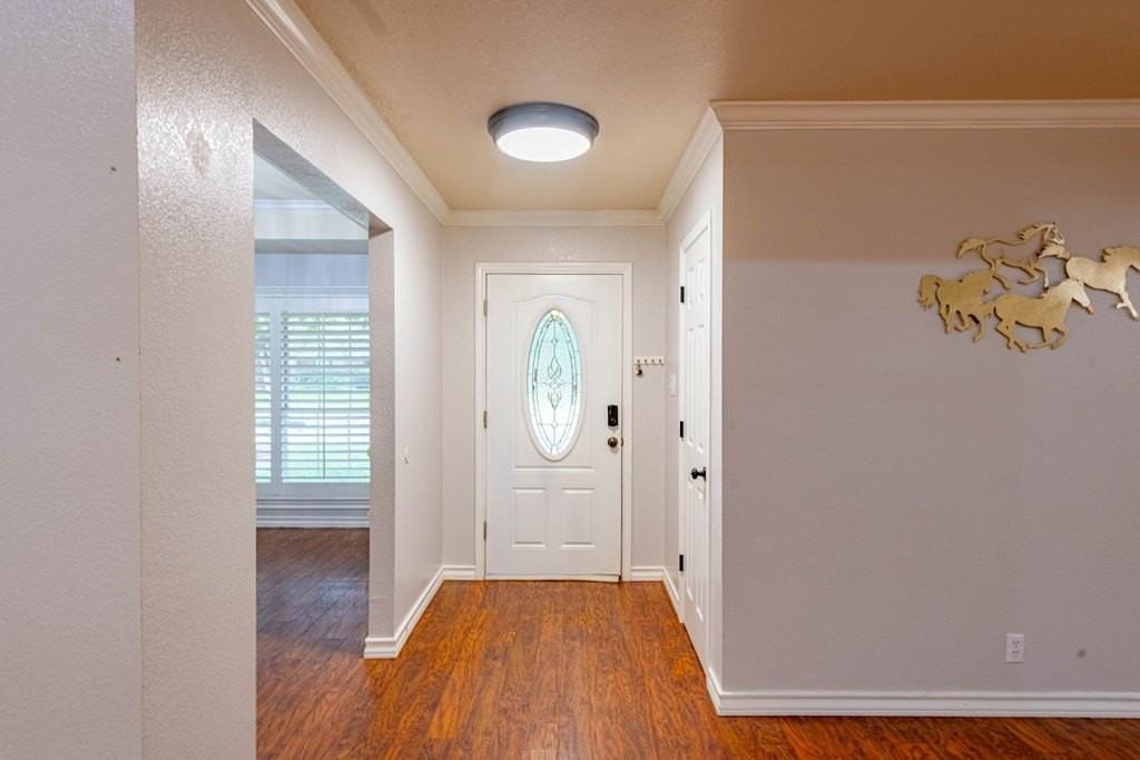 4715 Bishops Castle Dr - Photo 4 of 37