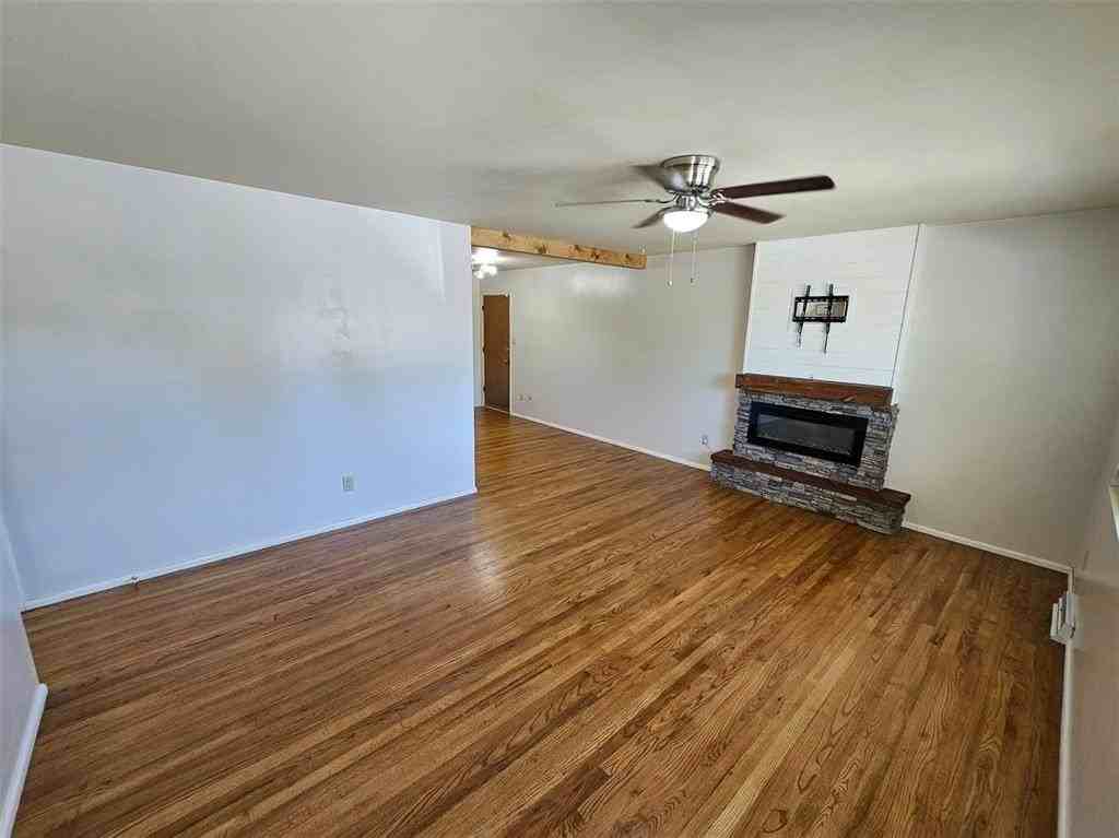 1610 Keaton Ln - Photo 2 of 27