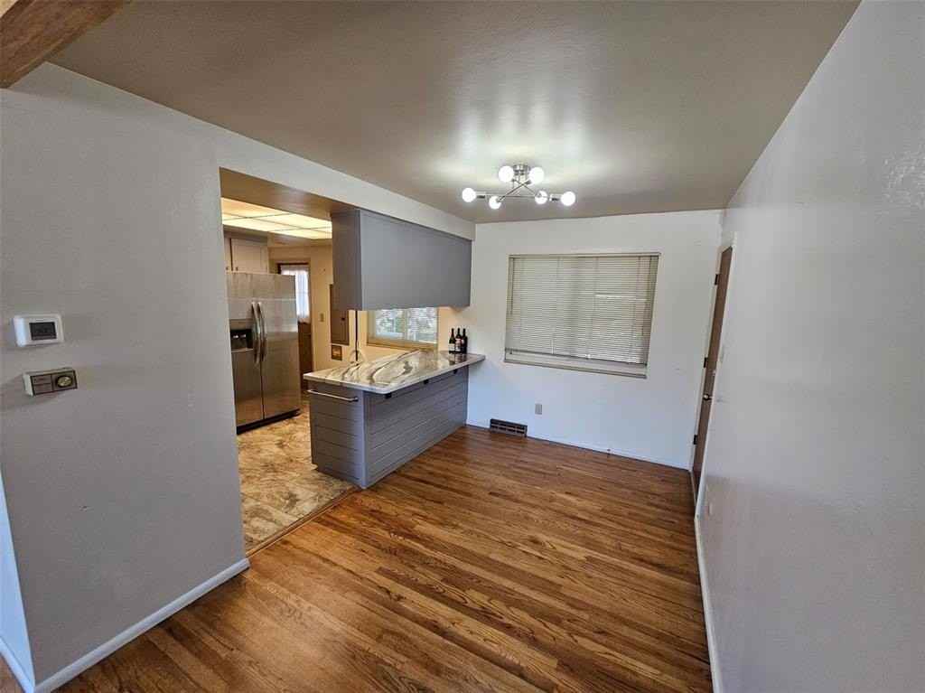 1610 Keaton Ln - Photo 4 of 27