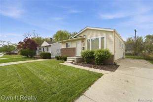 641 E Brockton Ave - Photo 1 of 1