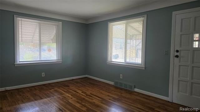 623 E Elza Ave - Photo 4 of 15