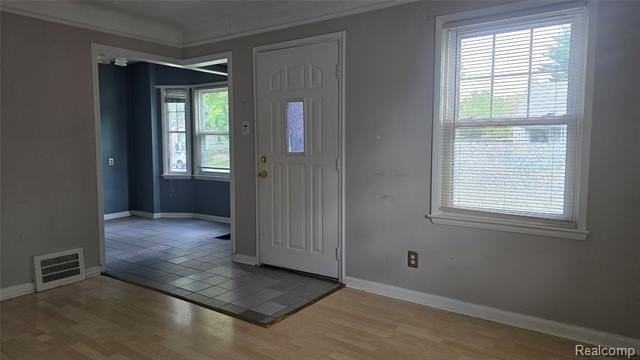 1337 W Saratoga St - Photo 4 of 18