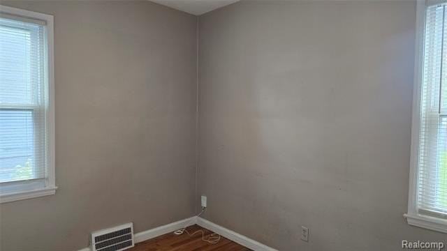 1337 W Saratoga St - Photo 7 of 18