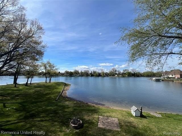 4533 Horseshoe Dr - Photo 6 of 31