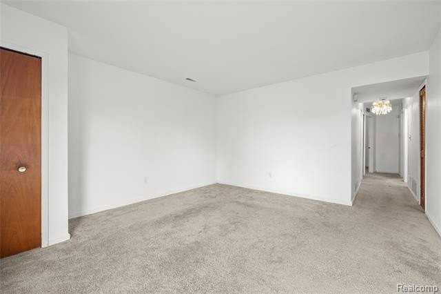 6226 Highview St - Photo 4 of 14