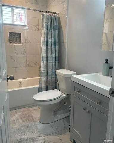 27865 Brettonwoods St - Photo 7 of 9