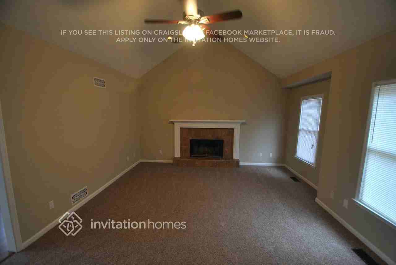 182 Shallow Ridge Ln Ne - Photo 2 of 8